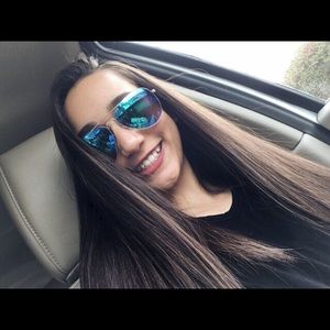 Meet your Posher, Tori